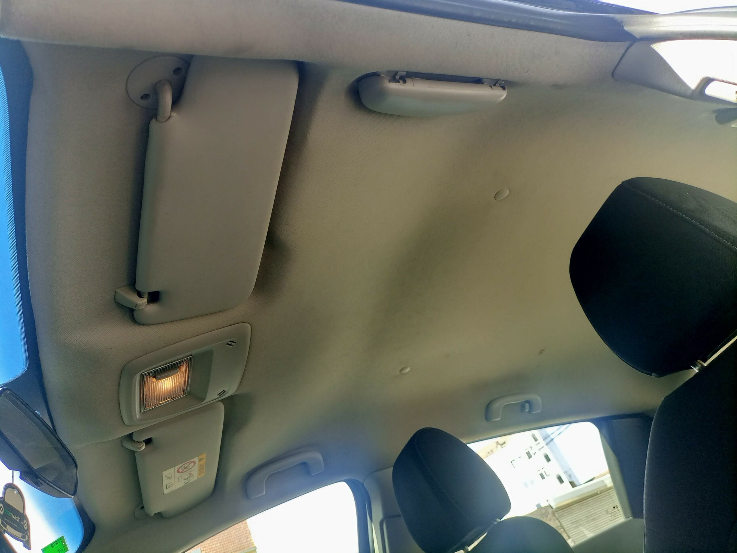 ¡CHEVROLET AVEO 1.3 LT 5P: POTENCIA, ESTILO Y CONFORT EN UN SOLO PAQUETE!