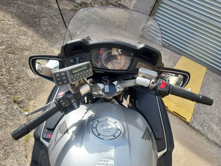 ¡DOMINA EL CAMINO! HONDA ST1300A-4: POTENCIA Y ELEGANCIA SOBRE DOS RUEDAS