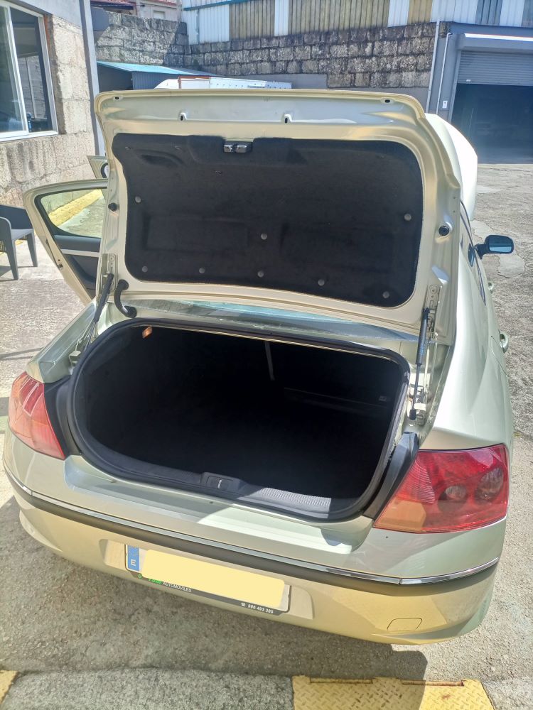 ¡ELEGANCIA CLÁSICA! PEUGEOT 407 EN BEIGE METALIZADO: UNA JOYA DEL TIEMPO