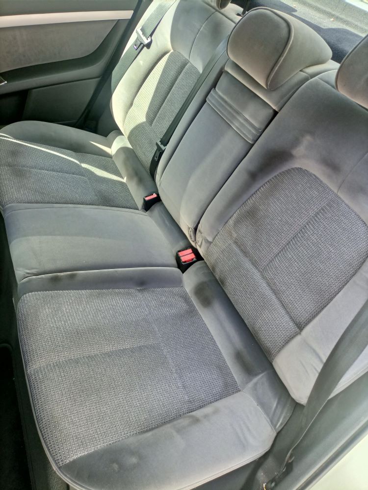 ¡ELEGANCIA CLÁSICA! PEUGEOT 407 EN BEIGE METALIZADO: UNA JOYA DEL TIEMPO