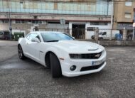 CAMARO V8 MANUAL CON PEGATINA ECO