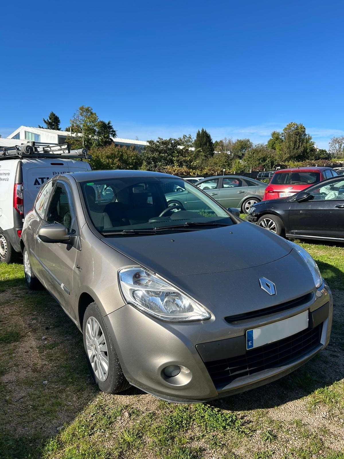 Renault Clio 1.2 – Año 2009 – Bajo consumo, pocos kilómetros y perfecto para ciudad