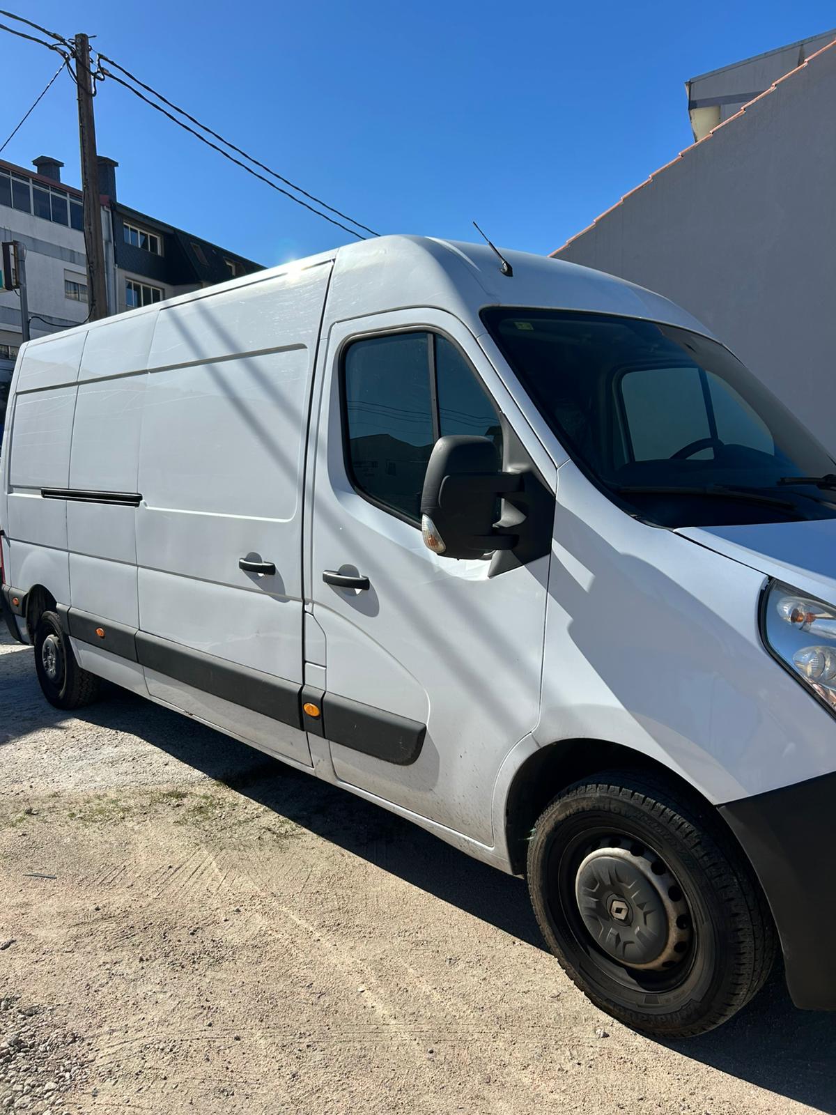 Renault Master 2.3 dCi – Año 2018 – Perfecta para trabajo profesional