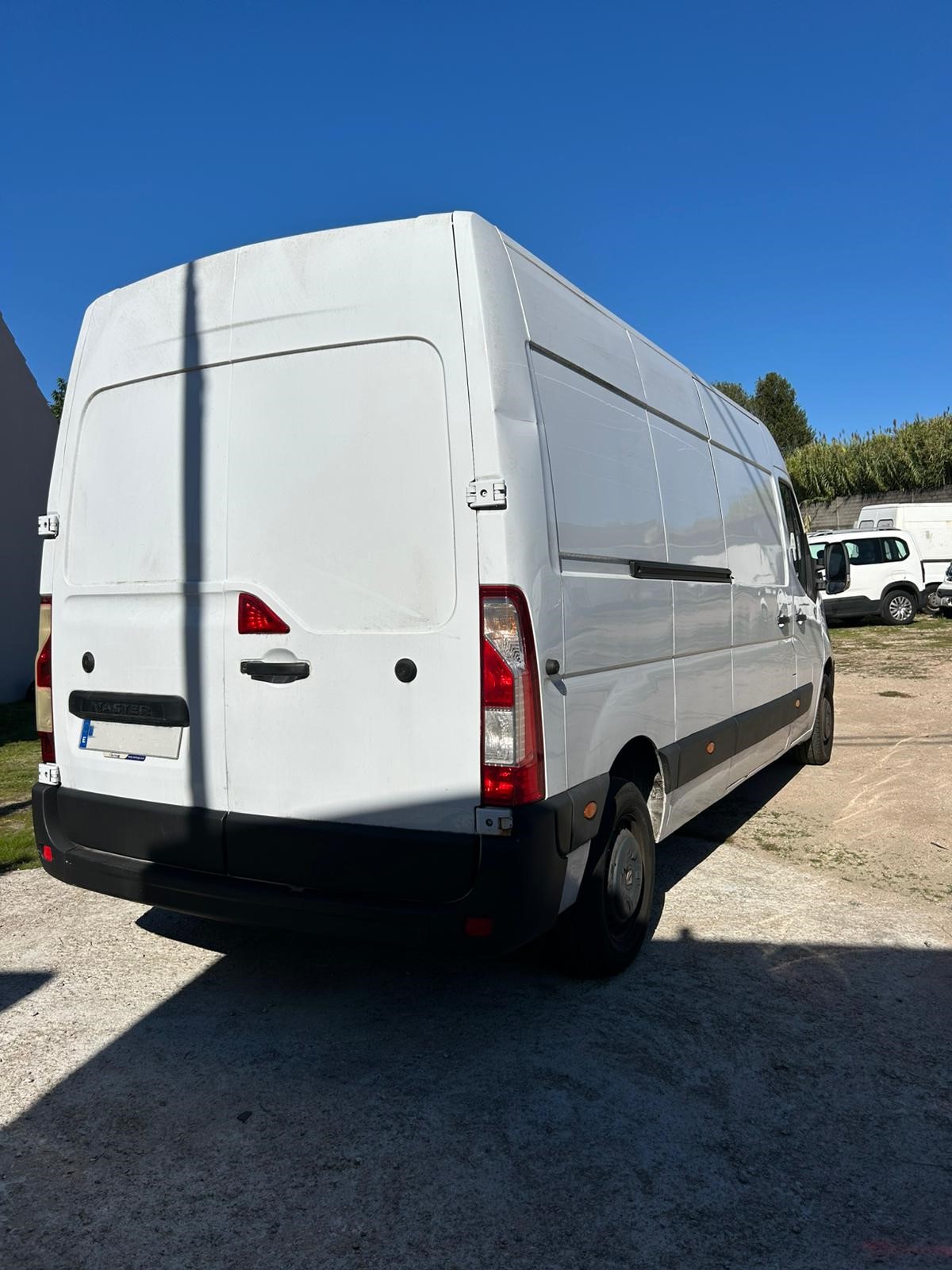 Renault Master 2.3 dCi – Año 2018 – Perfecta para trabajo profesional