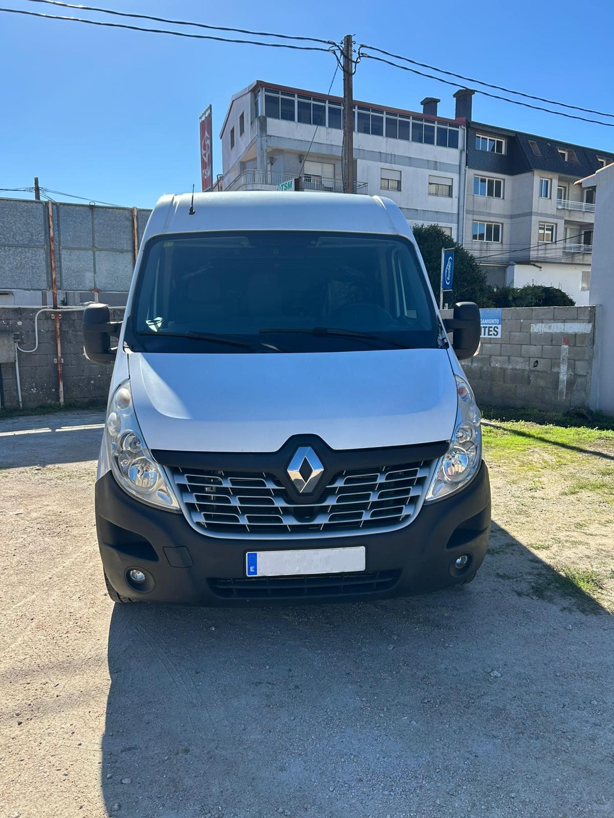 Renault Master 2.3 dCi – Año 2018 – Perfecta para trabajo profesional