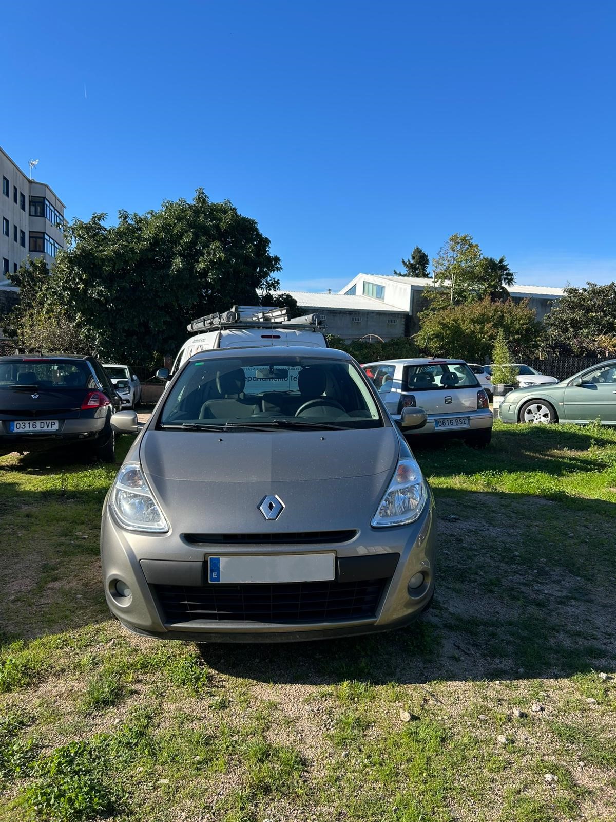 Renault Clio 1.2 – Año 2009 – Bajo consumo, pocos kilómetros y perfecto para ciudad